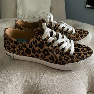 Seavees Leopard Sneakers